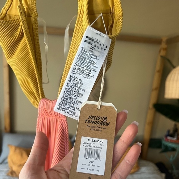 Hi Life Freya Onepiece - Billabong - NWT - size L - Picture 5 of 7